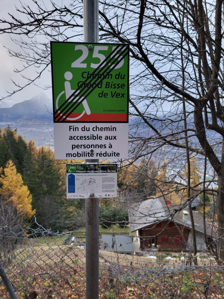 panneau fin parcours mobilité réduite.jpg